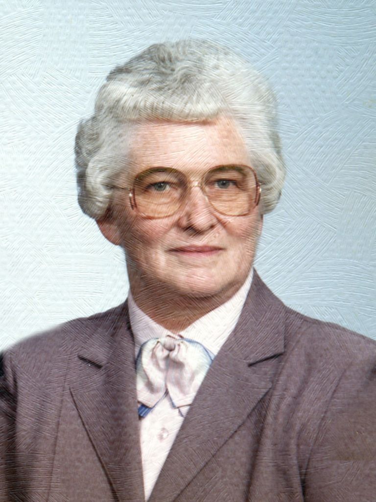 Joan Elizabeth Lautner