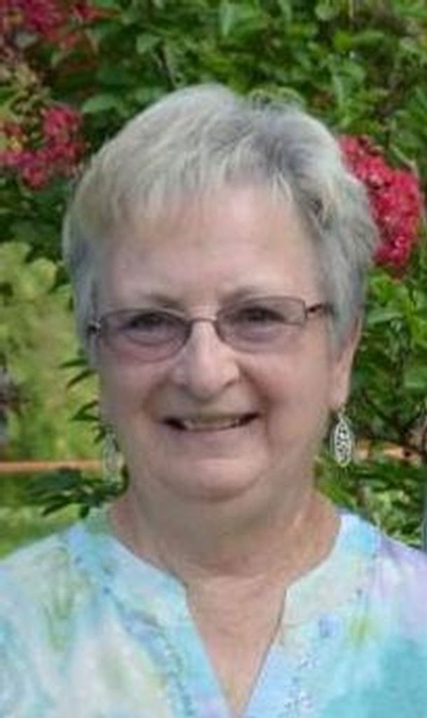 Gloria Yeatts Doss
