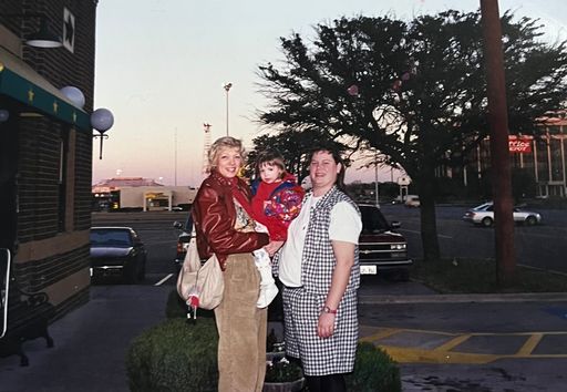 Anna Marie Radde photo gallery thumbnail 33 of 142
