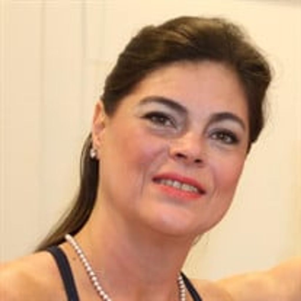 Linda  C. Gale