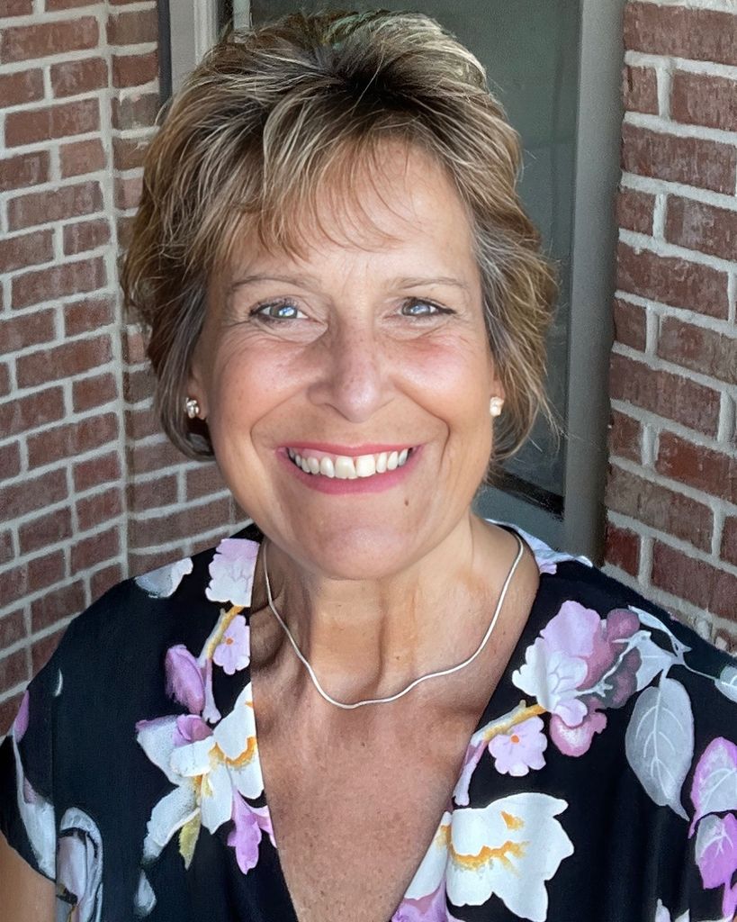 Shelly Lyn Willis Profile Photo