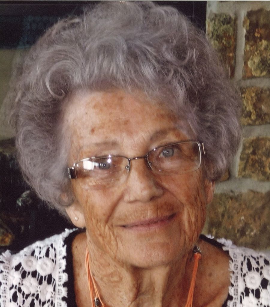 Maxine Stine