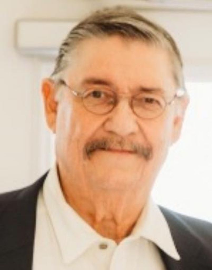 Charles 'Charlie' Wayne Hierholzer Profile Photo