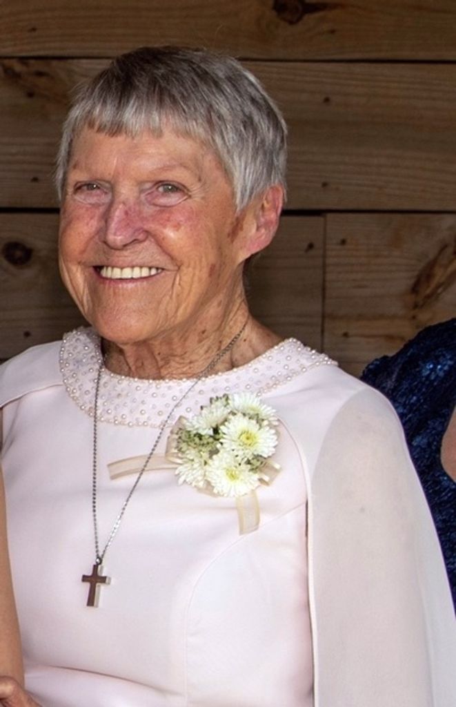 Joann Carson Perry Profile Photo