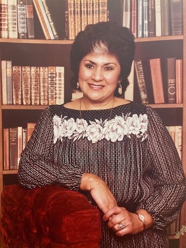 Estella Silva's obituary image