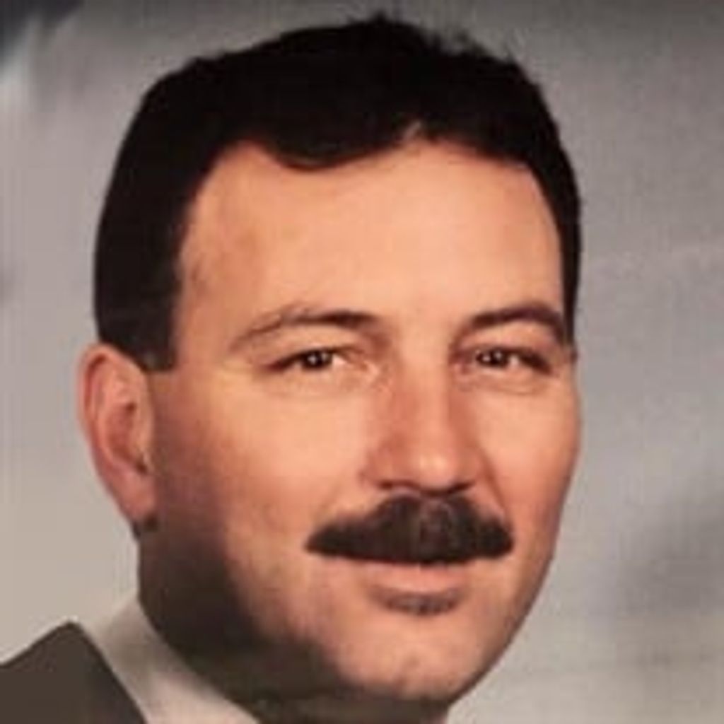 Robert "Bob" Joseph Gray