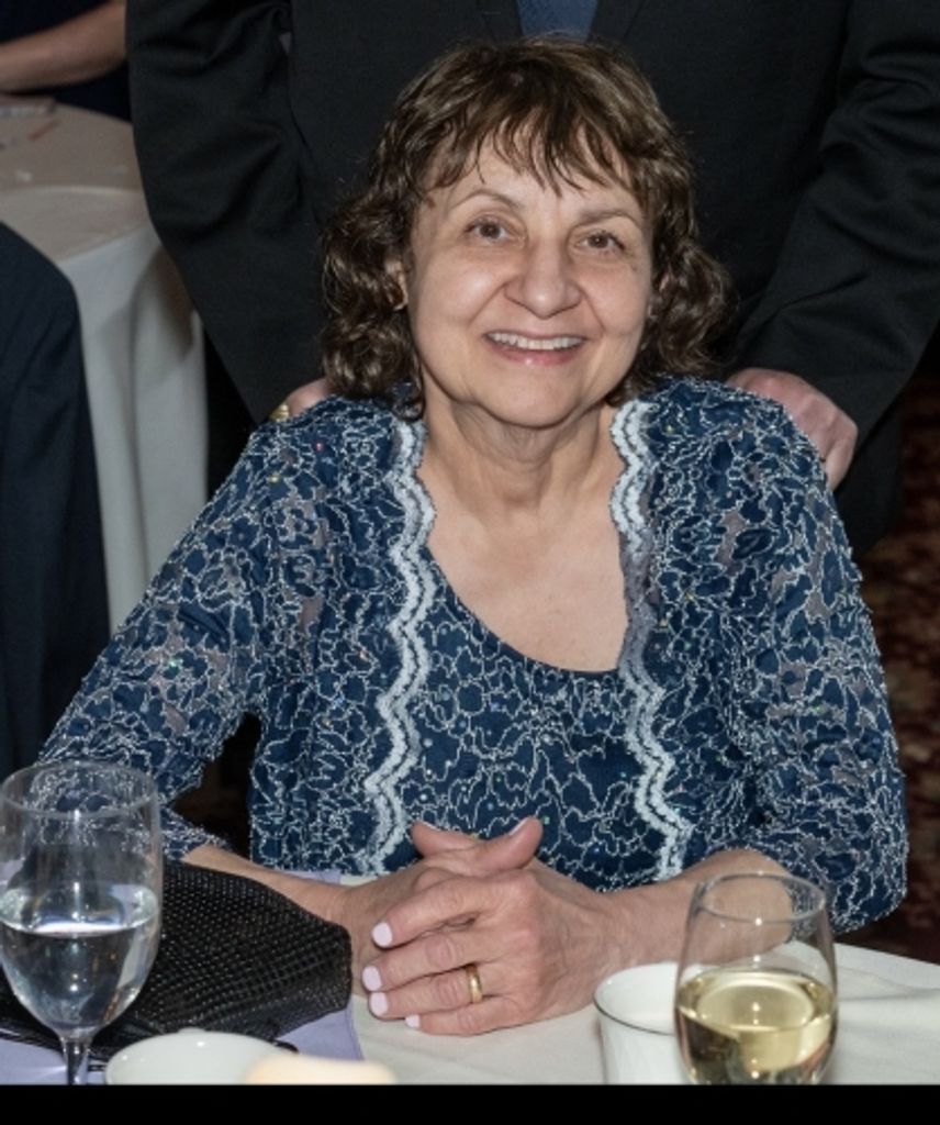 Christine Misic Profile Photo