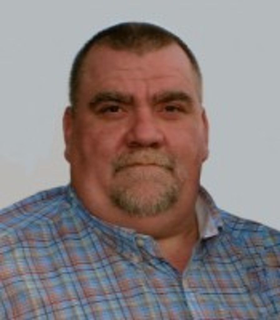 Mr.  Eric Hamilton Bullard, 48