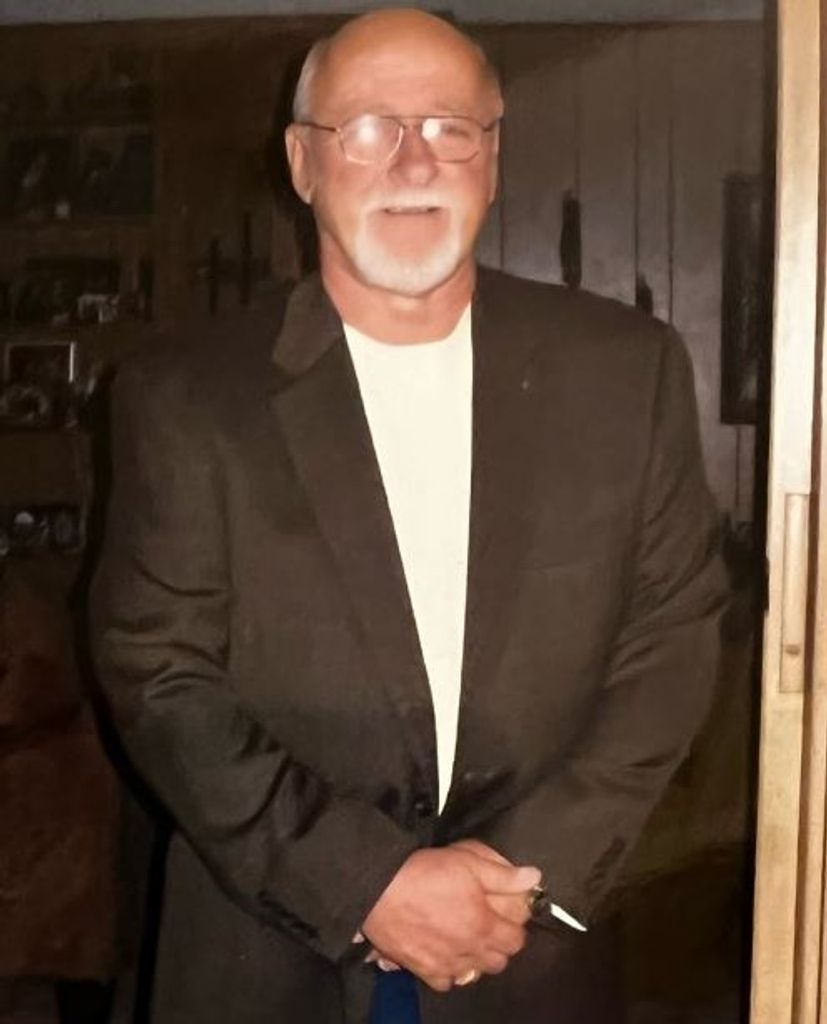 Lawrence Novosad