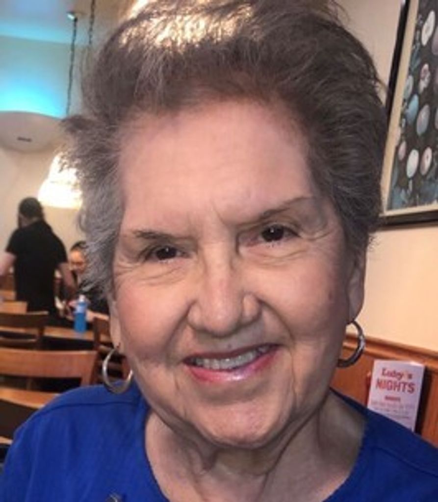 Esther Elia Rocha