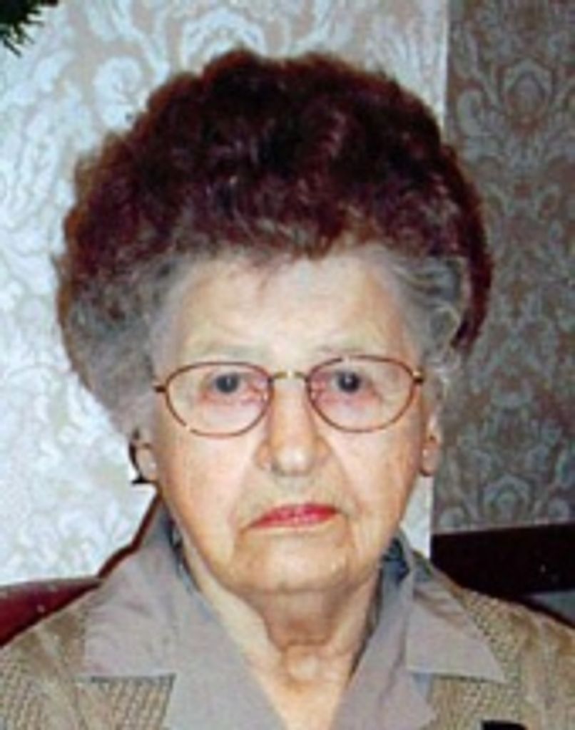 Loretta Flor