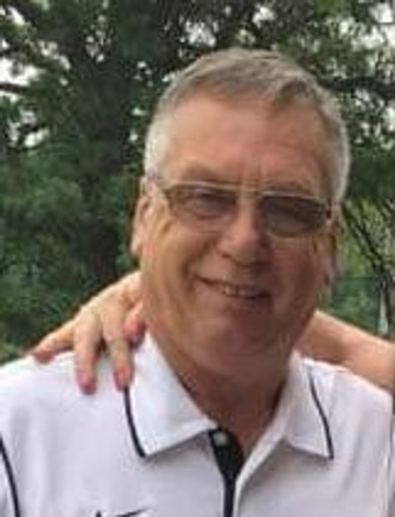 Robert William Watson Profile Photo