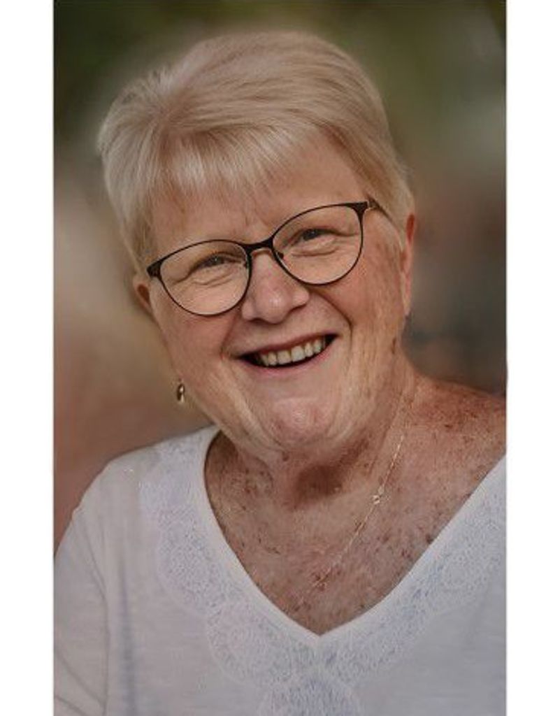 Julia L. Hulett Profile Photo
