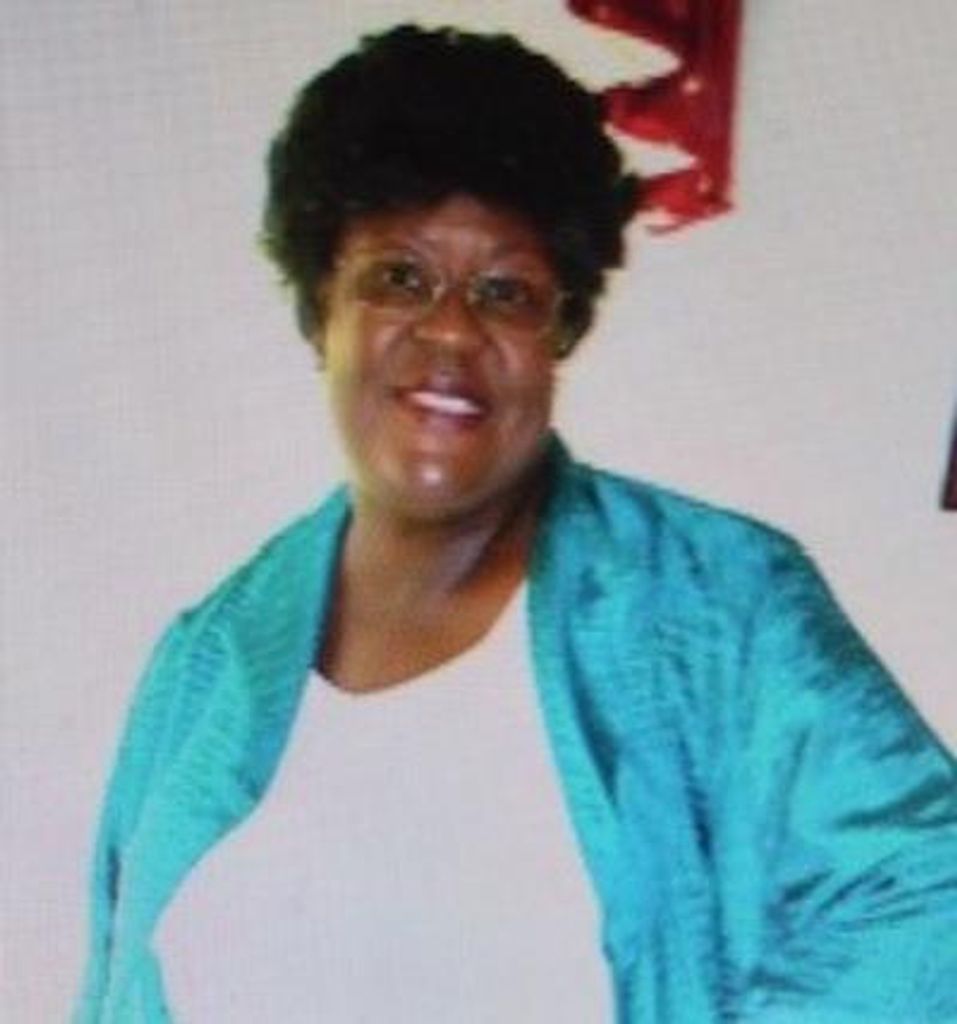 Lucille Edwards Robbins Profile Photo