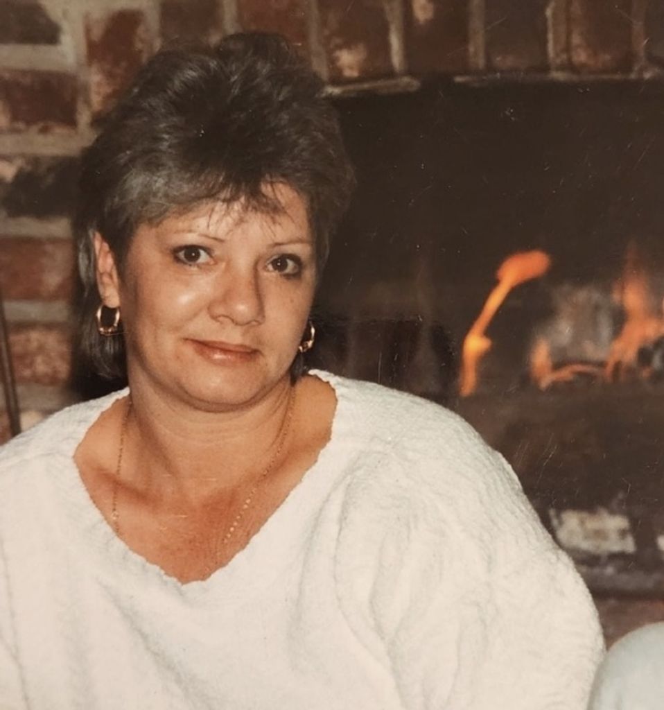 Patsy Patricia (Hawkins)  Loggins Profile Photo