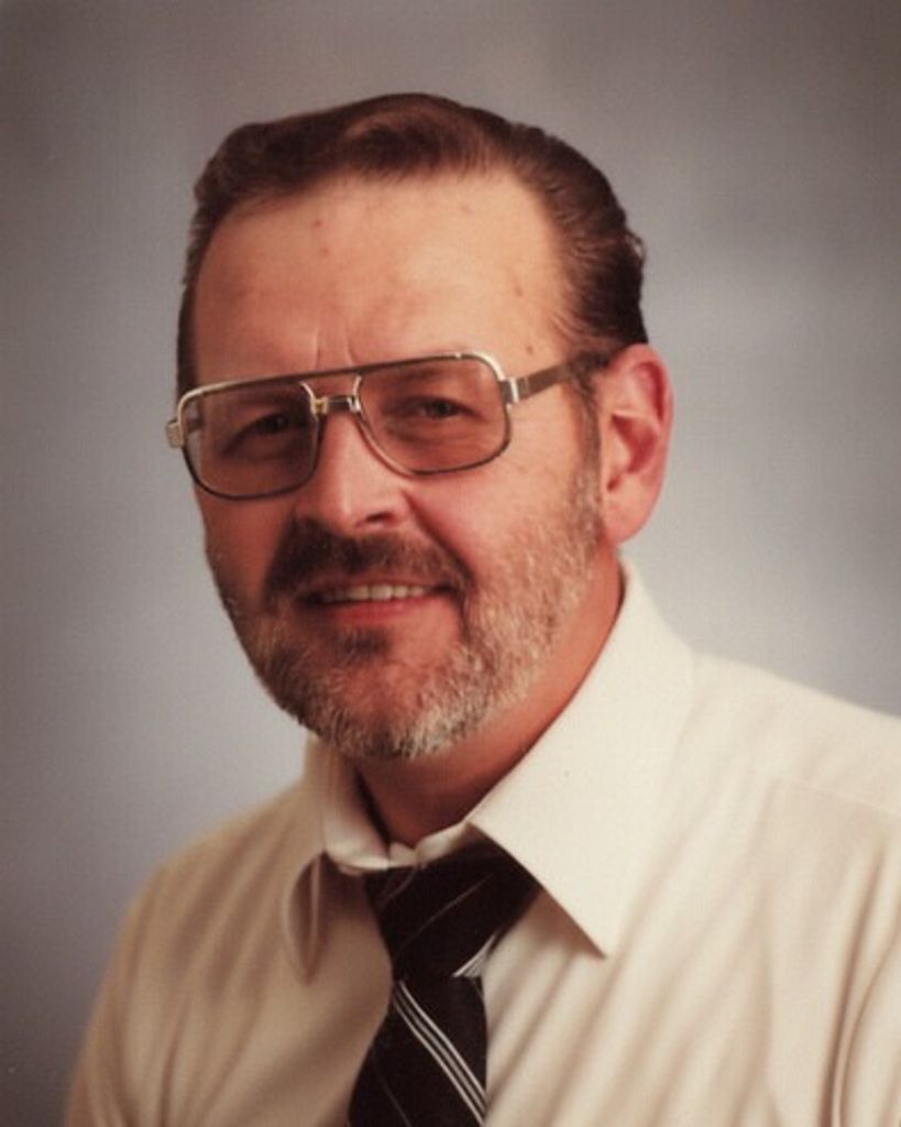 Donald J. Hetzer Profile Photo
