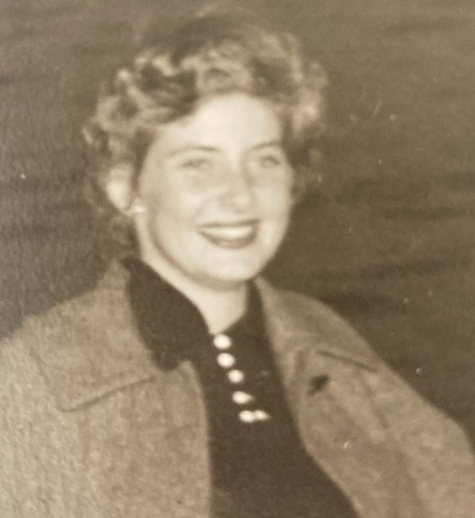 Lois Evelyn Detwiler