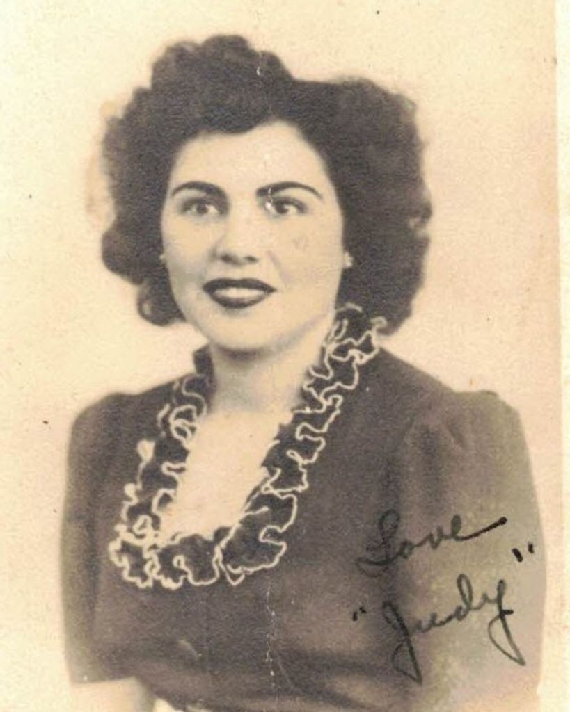 Julieta C. (Correia)  Furtado