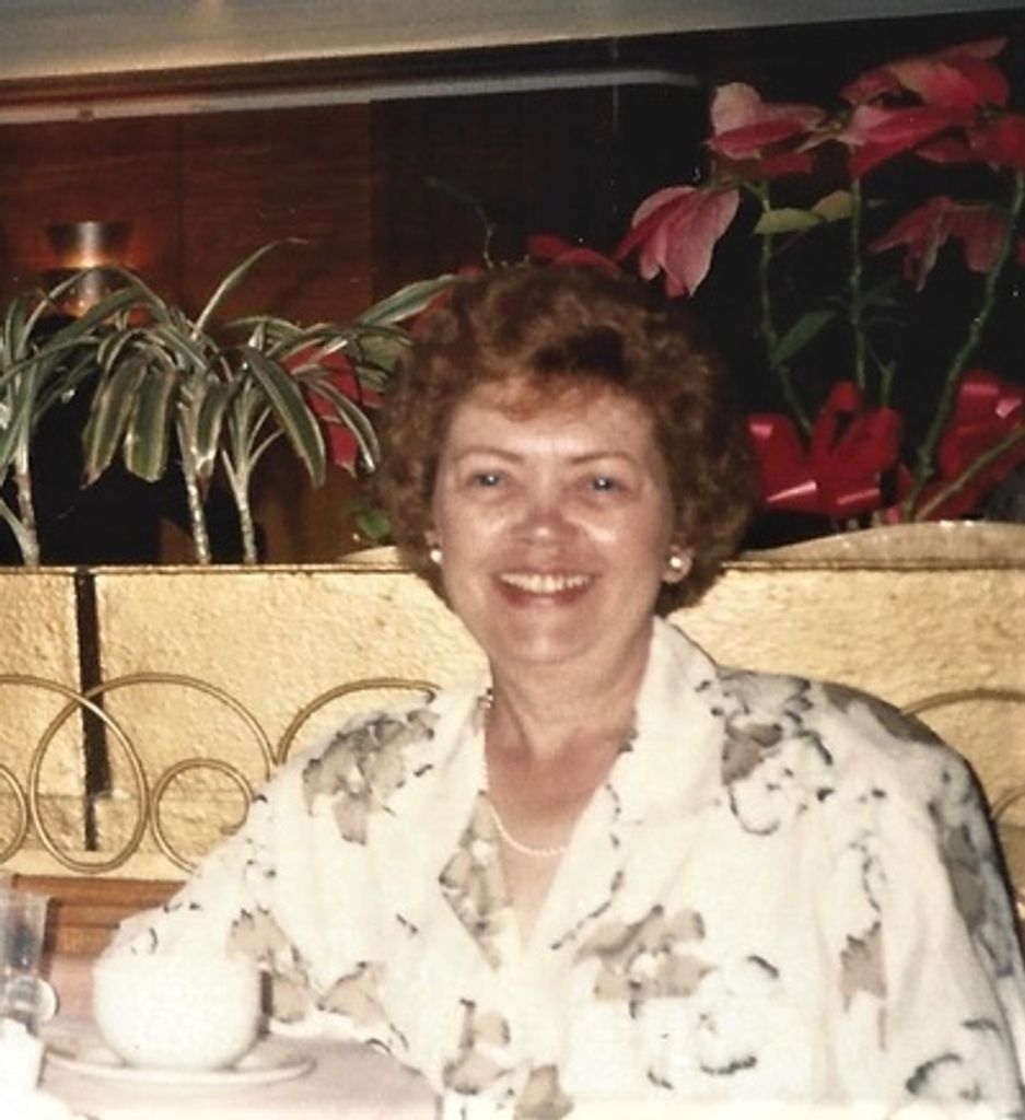 Elizabeth "Lee" Thompson