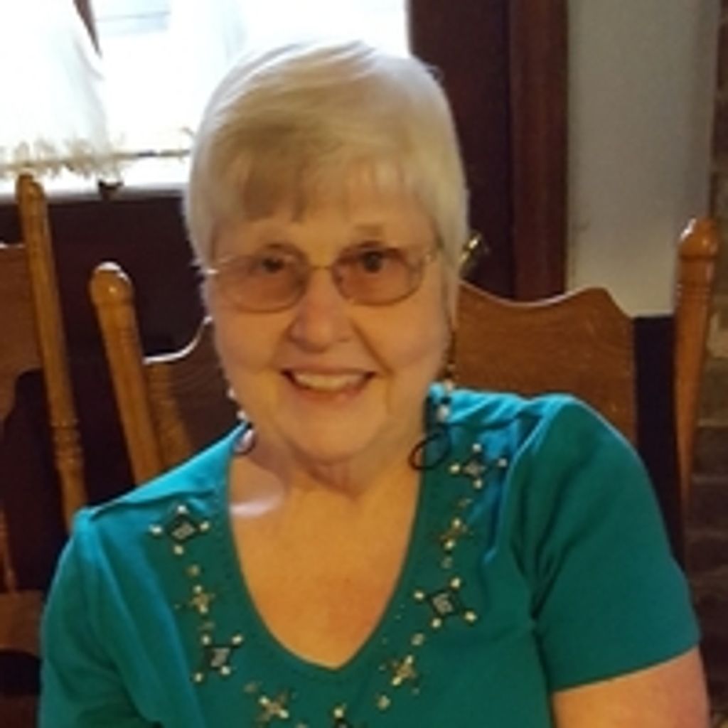 Elizabeth Kaye Blakely Profile Photo