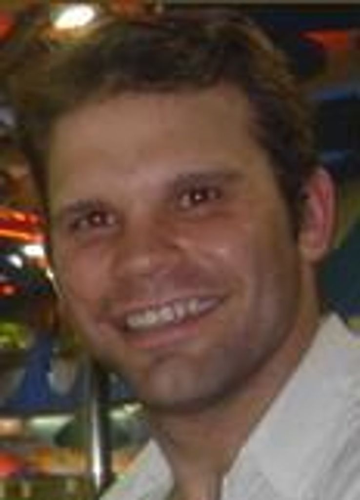 Cody L Cummins