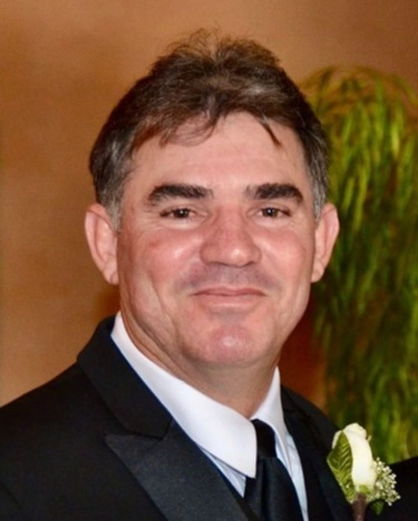 Jorge L. Castro