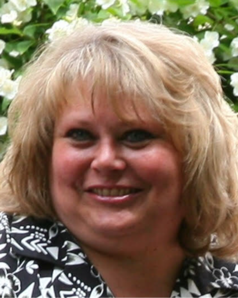 Catherine Lee Daneluk Profile Photo