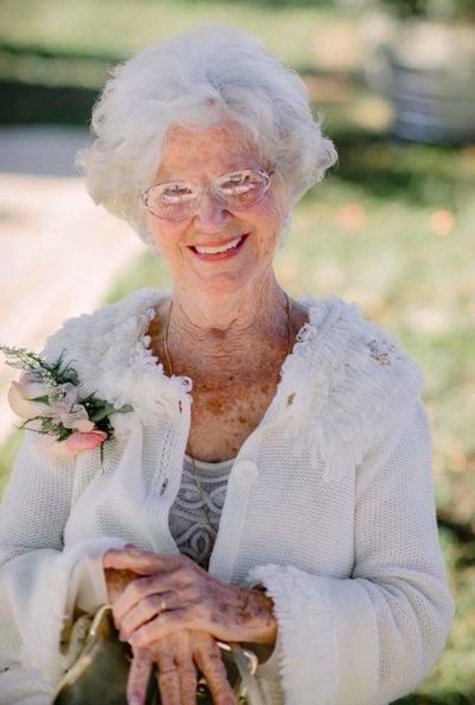 Maureen Muriel Helms
