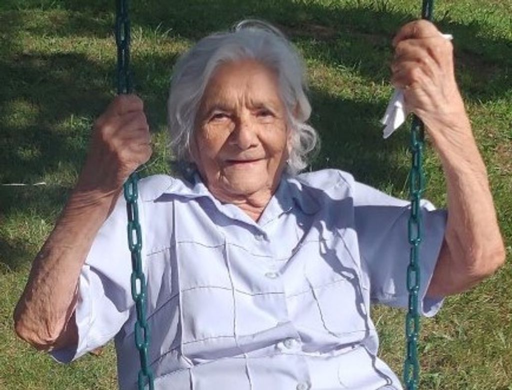 Julia G. Sandoval Profile Photo