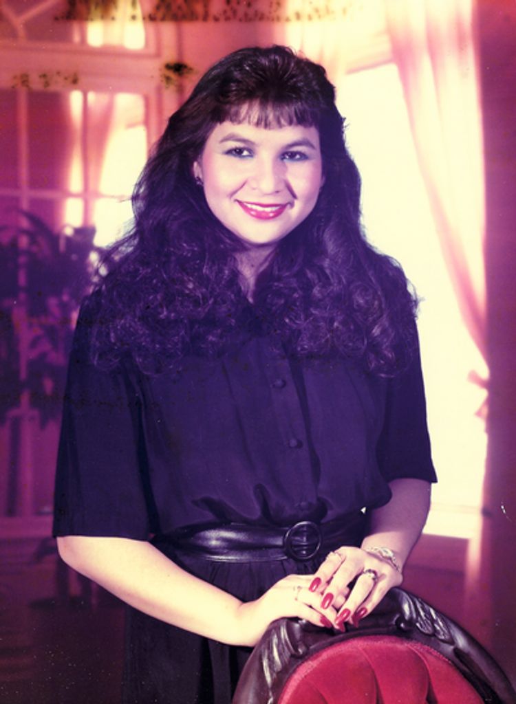 Amparo Consuelo Bernal Profile Photo