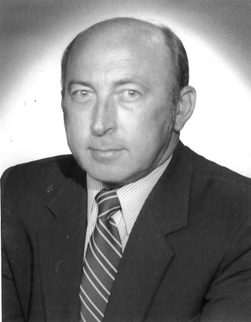 Francis J. "Frank" Kruszka Profile Photo