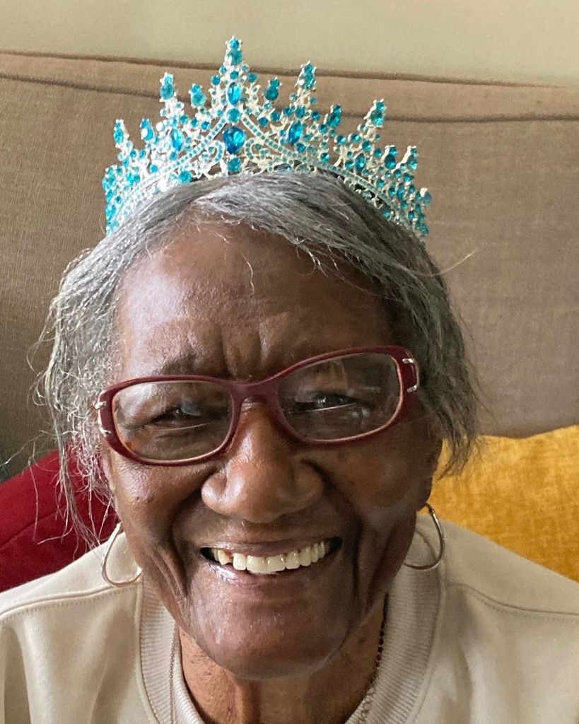 FLORENCE ELLIS Profile Photo