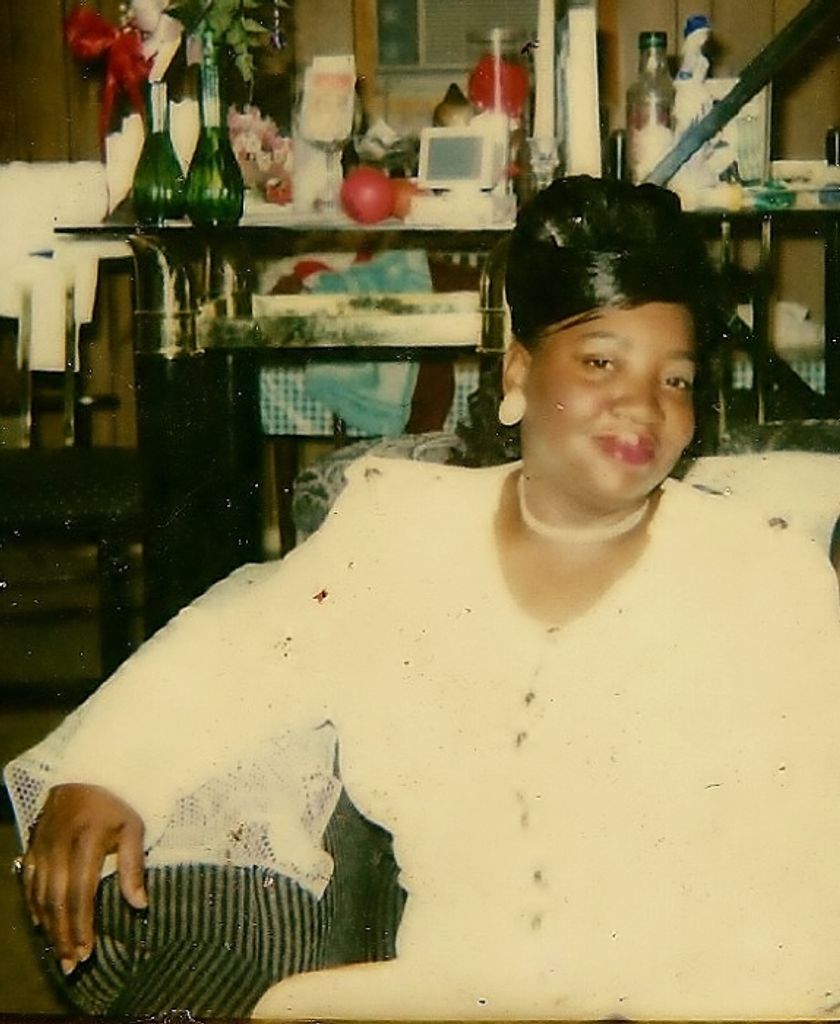 Ms. Loretta Watts