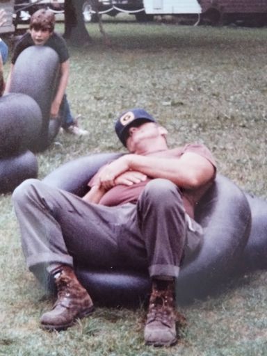 Bernard Lee Moore photo gallery thumbnail 192 of 293