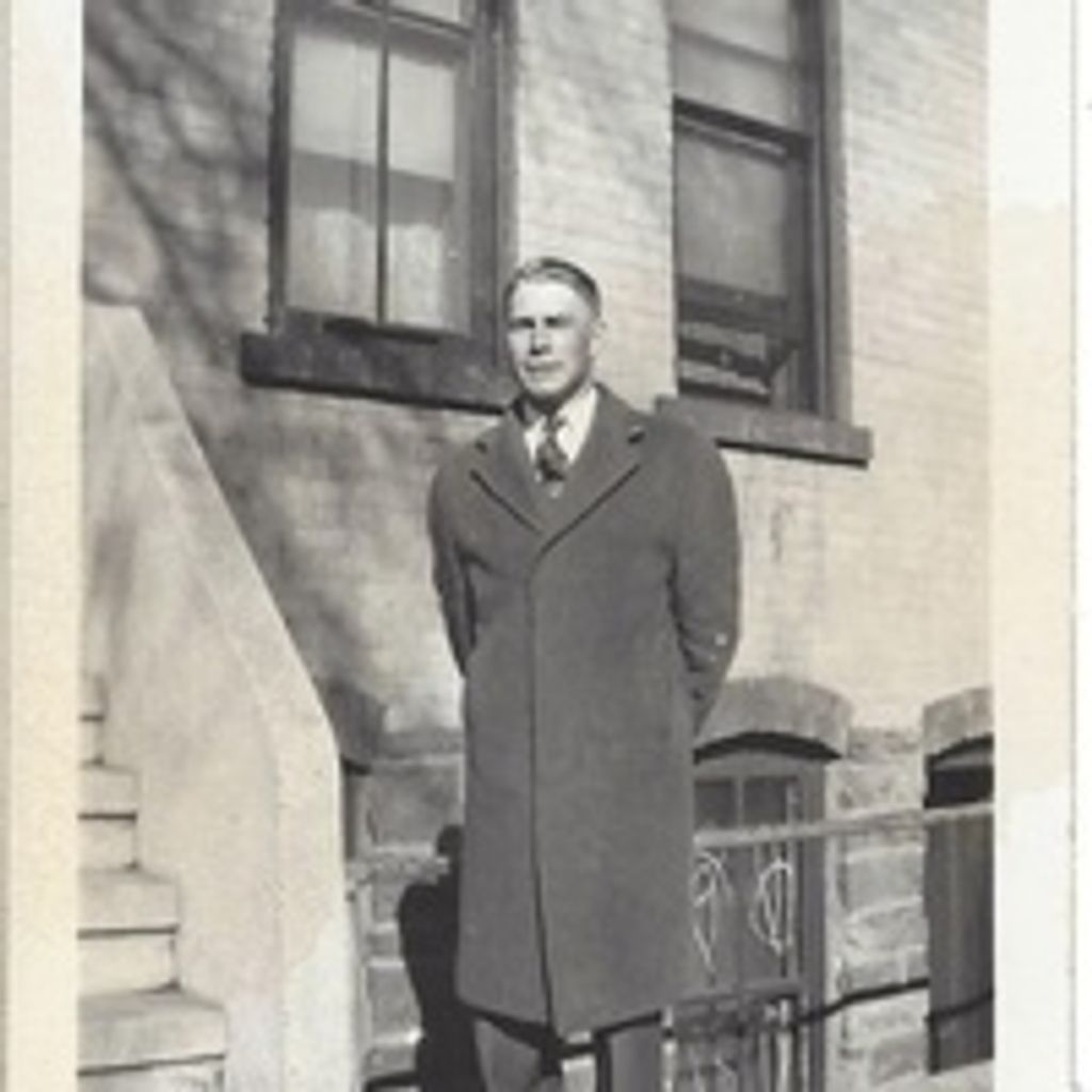 Kenneth Everett True