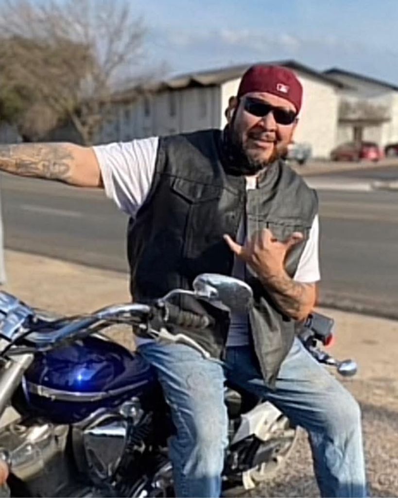 Frank Turrubiartez Profile Photo