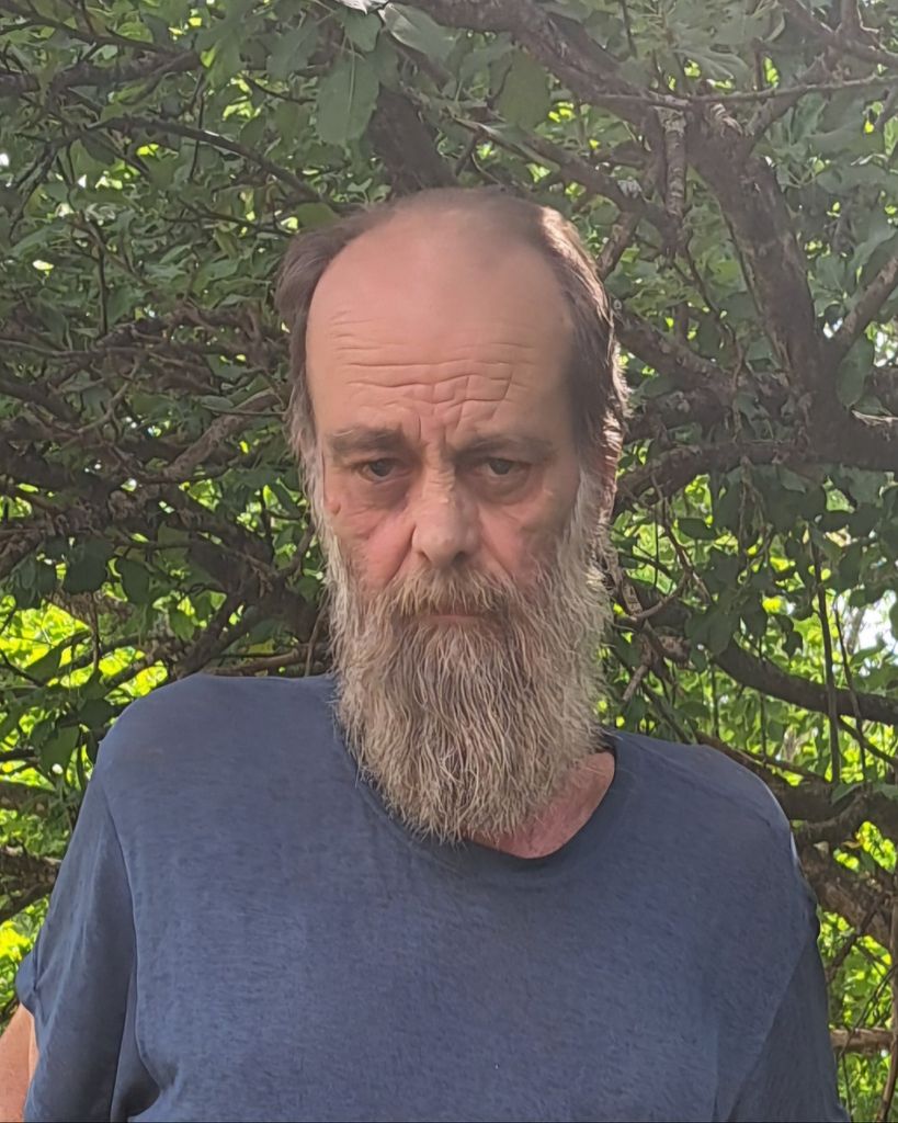 Lawrence "Larry" Edward Oliver Profile Photo