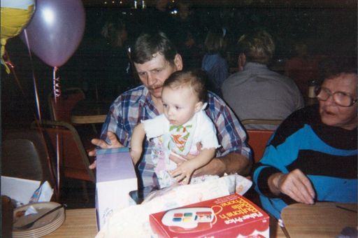 Leo Allen Larson photo gallery thumbnail 23 of 42