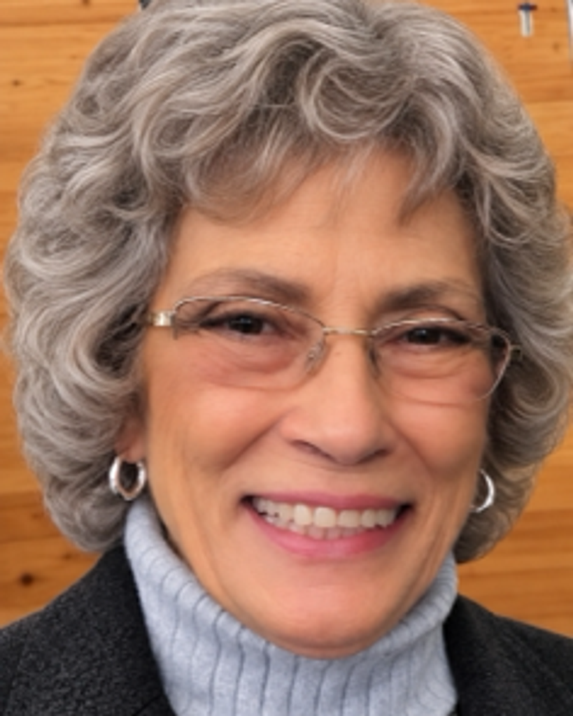 Charlotte Oakley Profile Photo