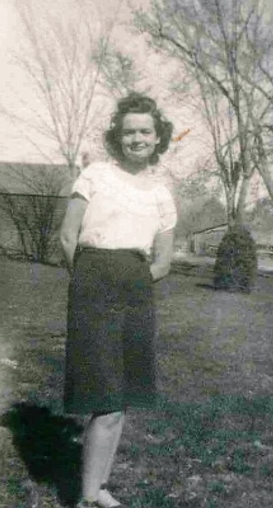 Ellen Delores Barlow