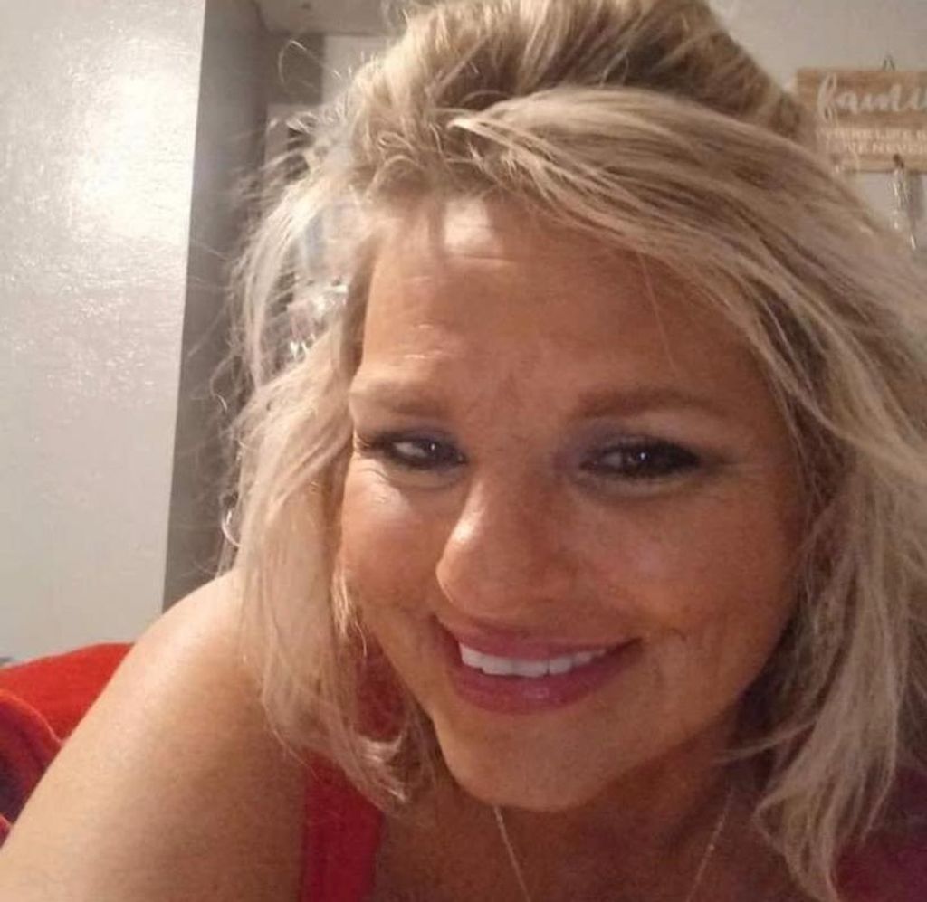 Robin Lynn Troxel-Burchett Profile Photo