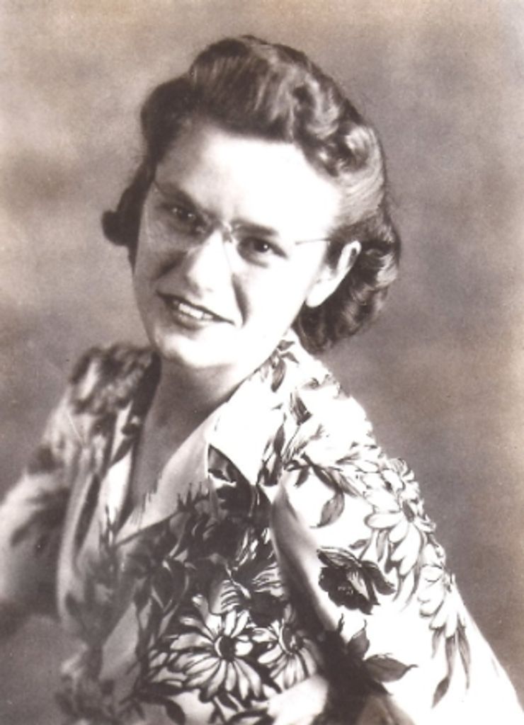 Esther Lauren Luikens