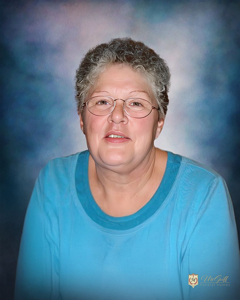 Paula Clayton Profile Photo