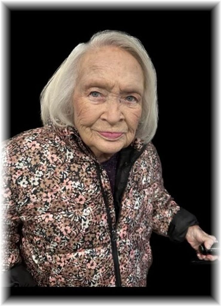 Lena Weber Profile Photo