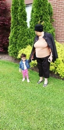 Stela Cristea photo gallery thumbnail 13 of 29
