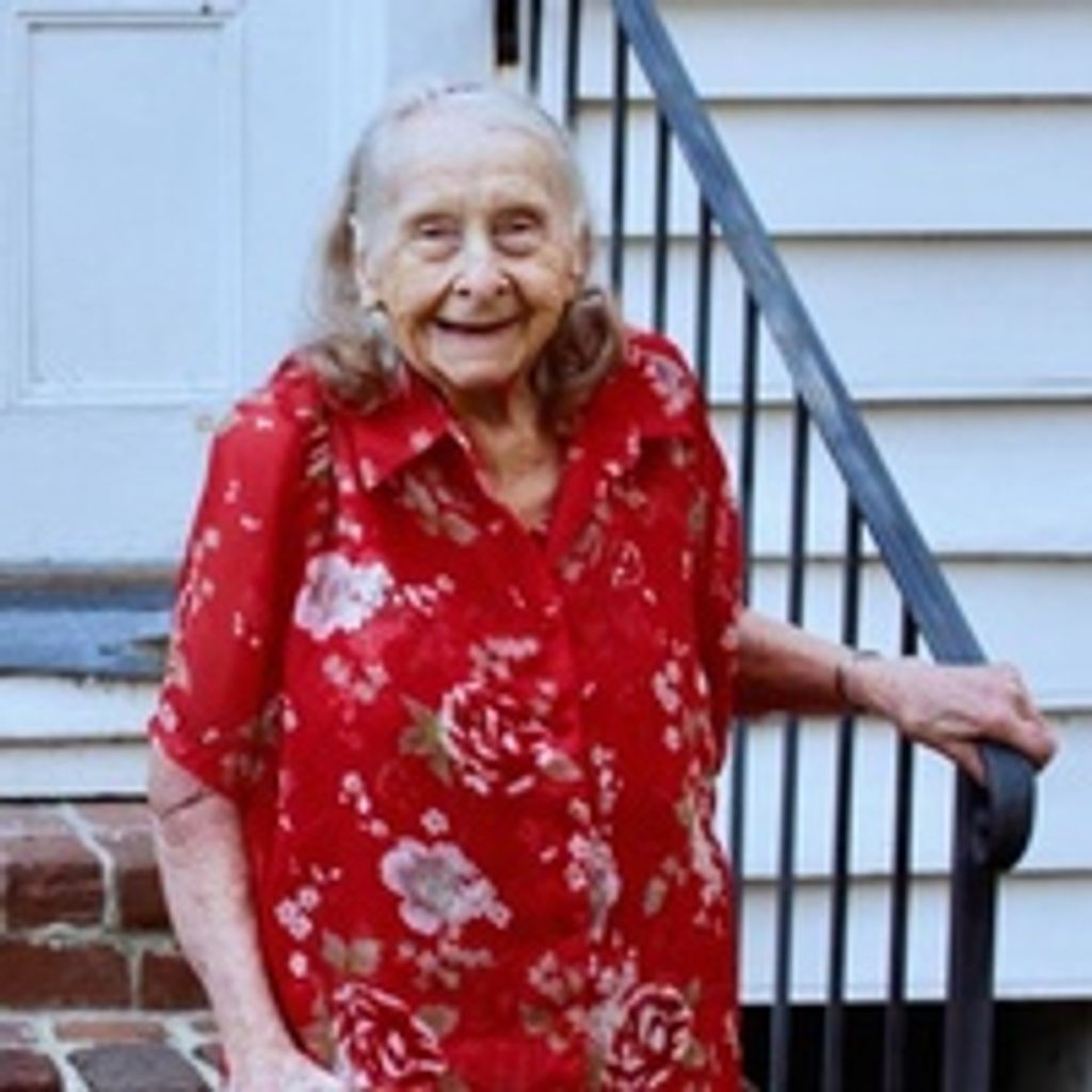 Sophie "Sue" Habina Gray