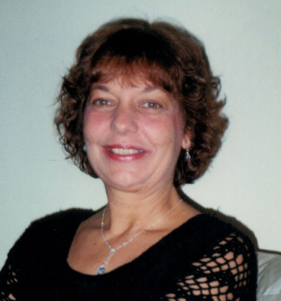 Julie Gentry Profile Photo