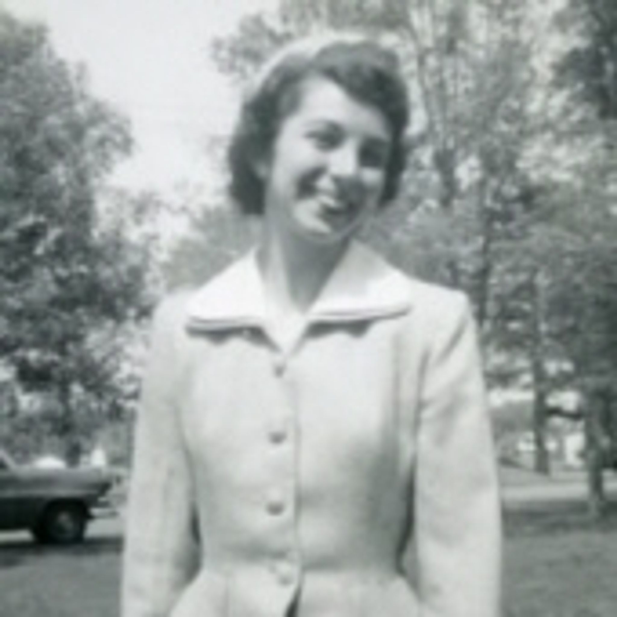 Elaine Stram photo gallery image 1 of 3