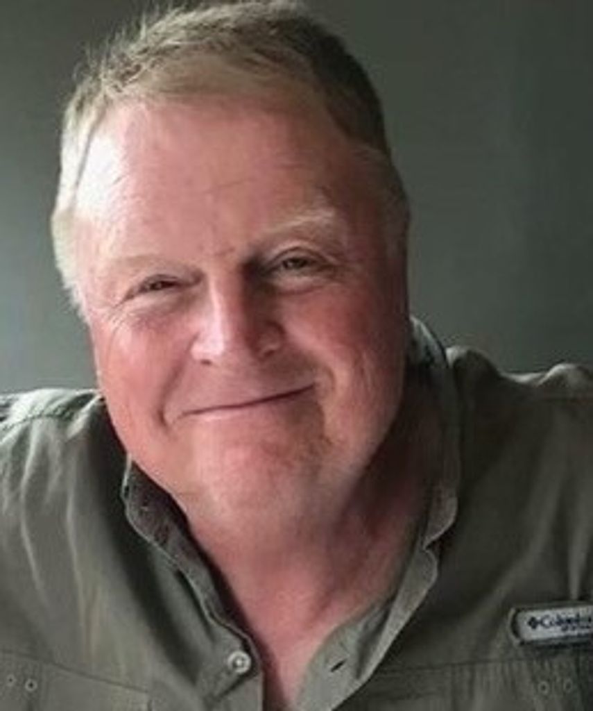 Timothy Cook Profile Photo