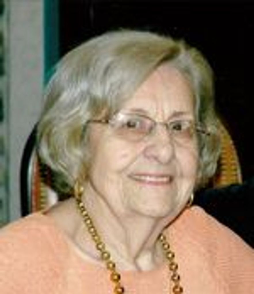 Jewell T Trapp